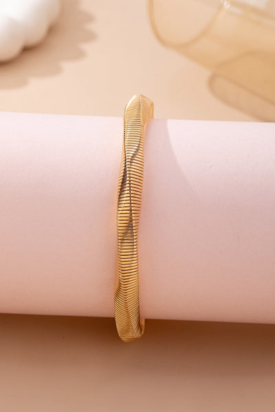 Gold-Tone Flexible Omega Chain Bangle | 80B1688