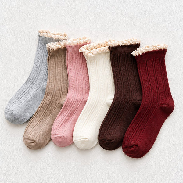 Vintage Lace Trim Cable Knit Crew Socks | 40S02101