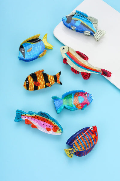 Jumbo Vibrant Fish-Shaped Acrylic Hair Claw Clip | 40H1157