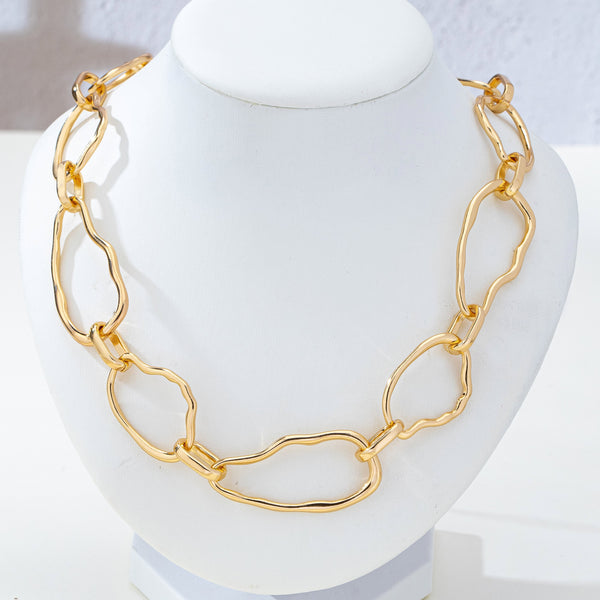 Artisanal Hammered Organic Link Necklace | 80N93011