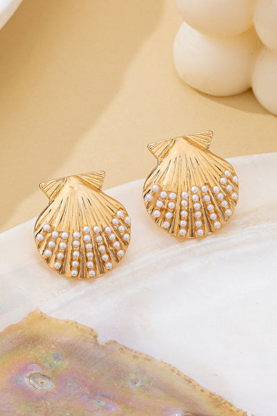 Scalloped Shell Pearl Stud Earrings | 80E62126