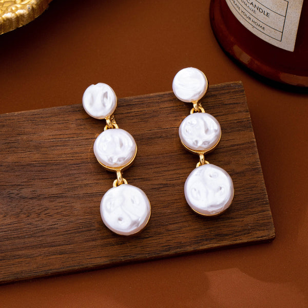 Organic-Shaped Pearl Triple Drop Earrings | 80E63340