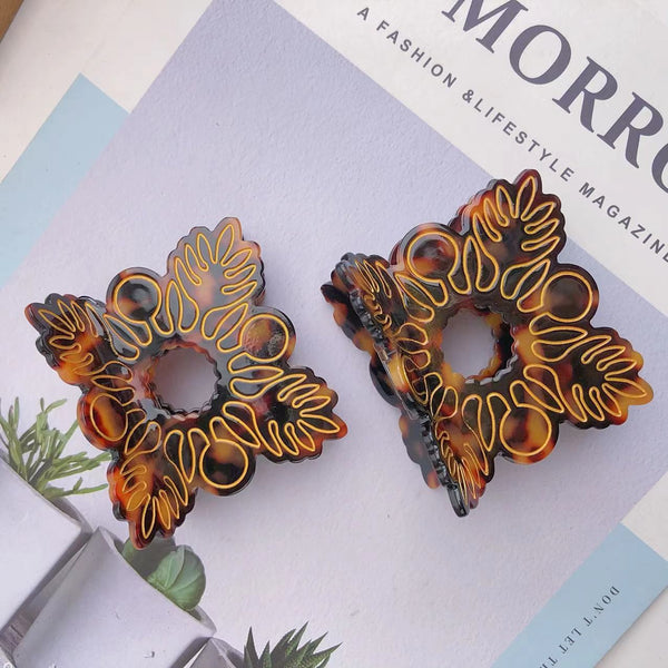 Gold Monstera Leaf Tortoiseshell Hair Claw Clips | 40H1232
