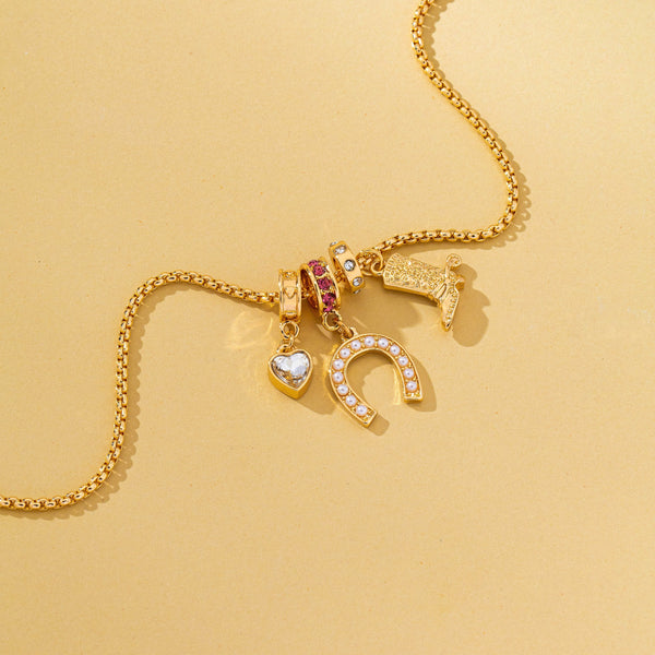 Western Rhinestone Horseshoe Charm Necklace | 80N93236