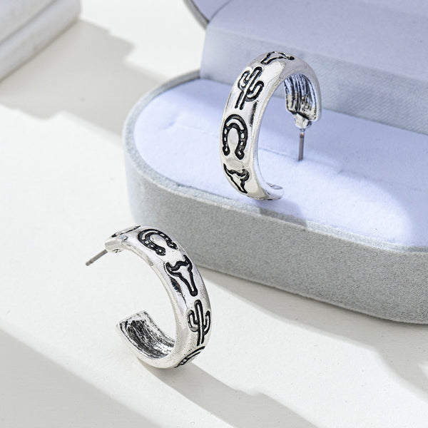 Cowgirl Engraved Silver Hoop Earrings | 80E62386