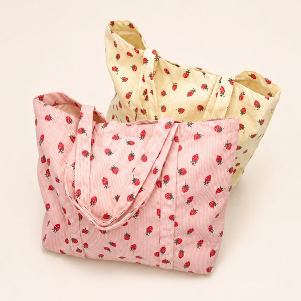 Strawberry Print Corduroy Shoulder Tote Bag | 40P639