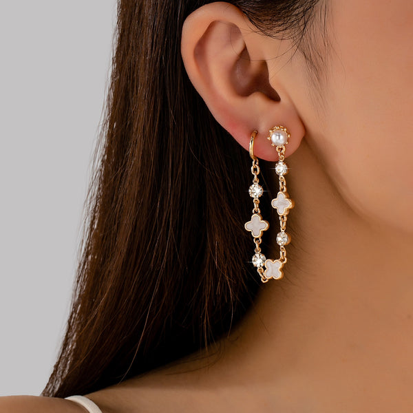 Mother of Pearl Clover Double Piercing Earrings | 80E63018