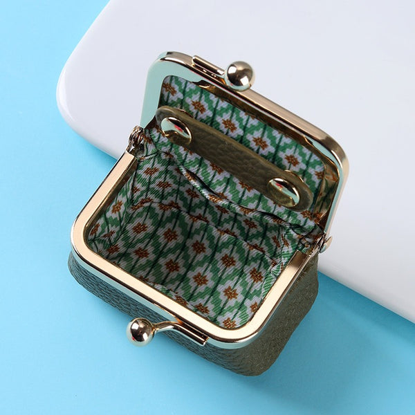 MINI POLKA DOT KISS LOCK TRAVEL JEWELRY BOX | 40P646