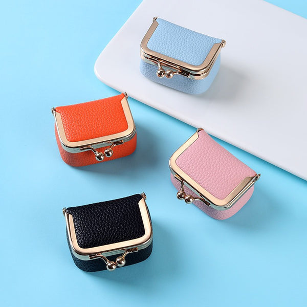 MINI PEBBLED LEATHER KISS LOCK TRAVEL JEWELRY BOX | 40P649