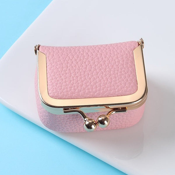 MINI PEBBLED LEATHER KISS LOCK TRAVEL JEWELRY BOX | 40P649