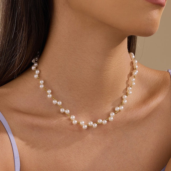 Faux Baroque Pearl & Gold Wire Station Necklace | 40NK9791