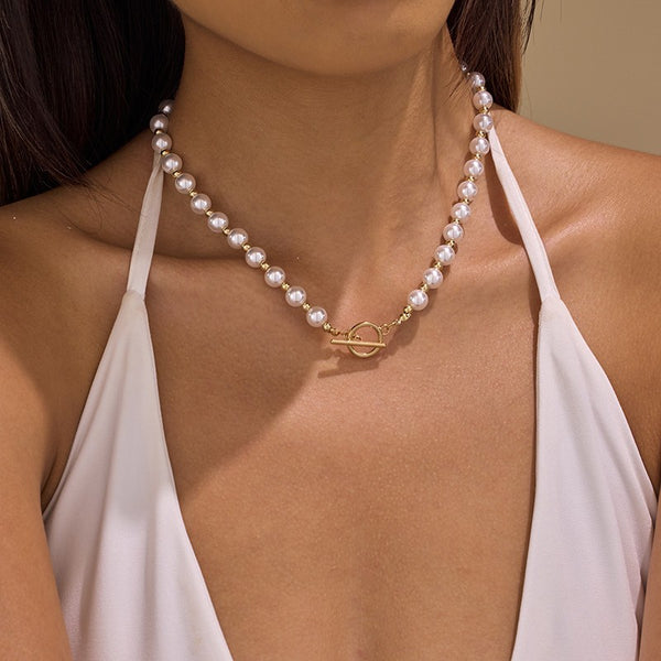 Classic Pearl Beaded Toggle Closure Necklace | 40NK9792