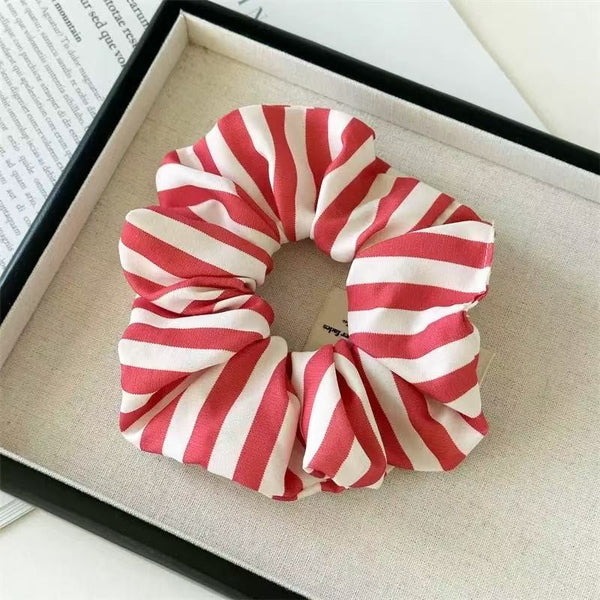 CLASSIC STRIPED FABRIC HAIR SCRUNCHIES | 40S748