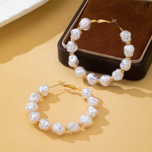 Irregular Pearl Beaded Hoop Earrings | 80E63180