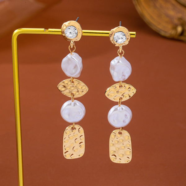 Crystal Pearl & Textured Gold Drop Earrings | 80E63155