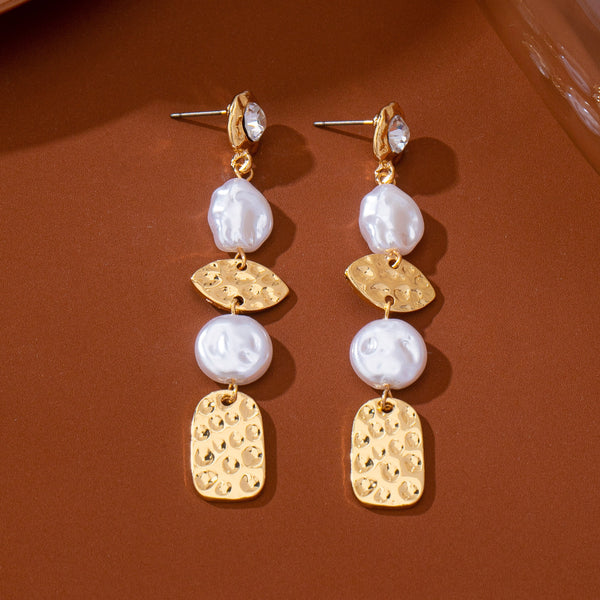 Crystal Pearl & Textured Gold Drop Earrings | 80E63155