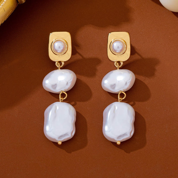 Baroque Pearl Textured Drop Earrings | 80E63209