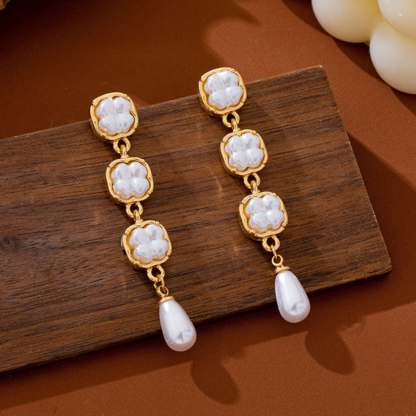 Pearlized Square Link Teardrop Earrings | 80E63193