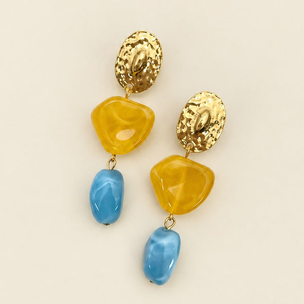 Asymmetric Resin & Hammered Gold Drop Earrings | 40E559