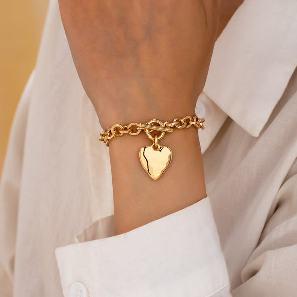 Bold Hammered Heart Toggle Clasp Bracelet | 80B1926