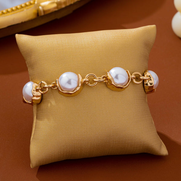 Bezel-Set Pearl Gold Toggle Bracelet | 80B1930