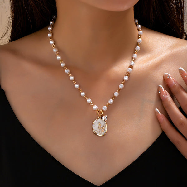 Pearl Chain Floral Oval Enamel Pendant Necklace | 80N93786