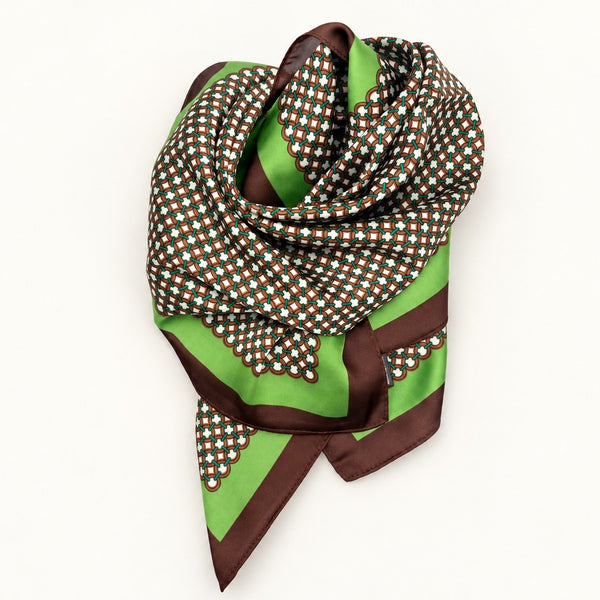 Interlocking Circle Geometric Print Square Scarf | 40SC736