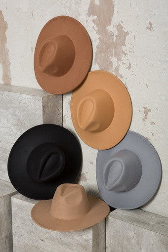 A VINTAGE PLAIN FEDORA HAT | 40HW012