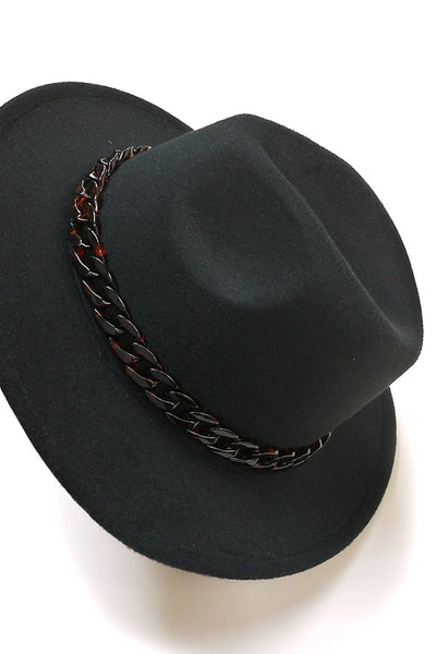 CLASSIC FEDORA HAT WITH TORTOISE CHAIN | 40HW215