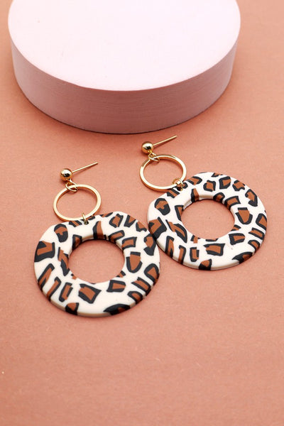 ANIMAL PRINT ROUND POLYMER EARRINGS | 40E197