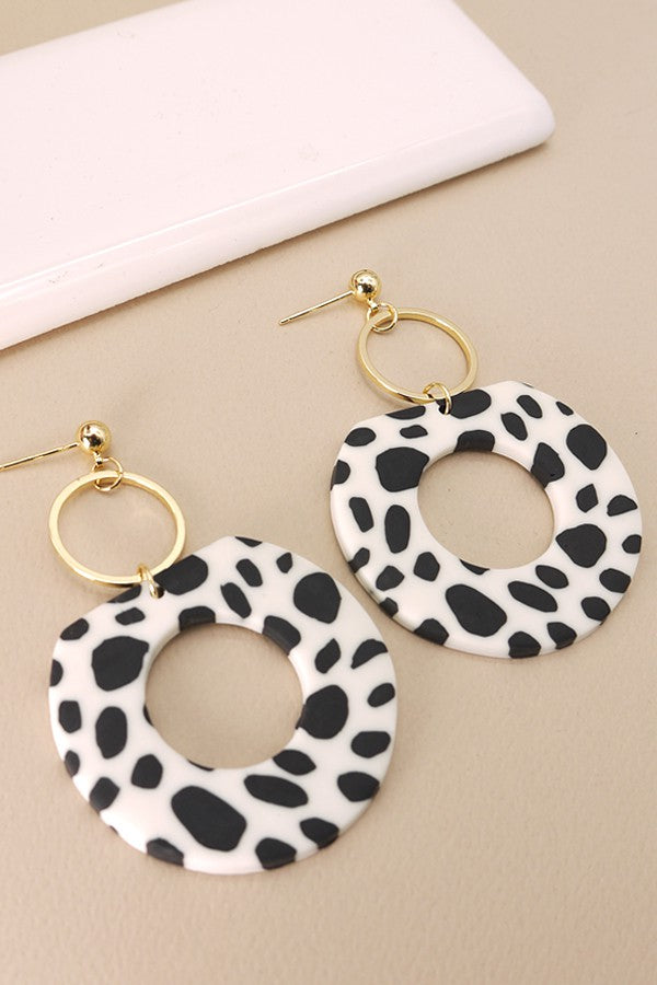 ANIMAL PRINT ROUND POLYMER EARRINGS | 40E197