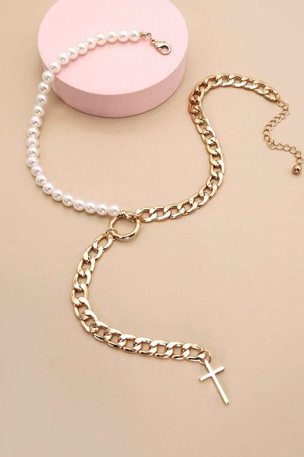 Y CROSS DROP HALF PEARL GOLD NECKLACE | 31N24010