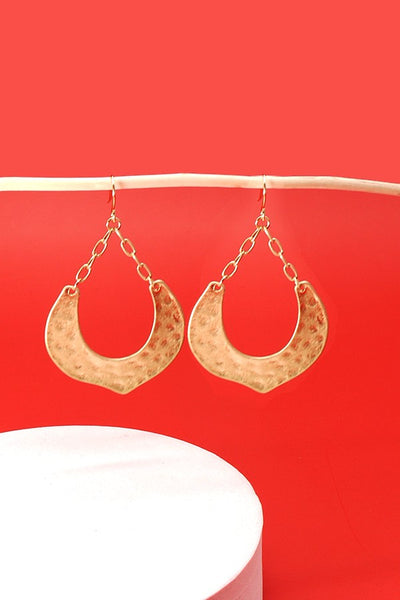 HAMMERED HORSESHOE DROP EARRING | 31E21566