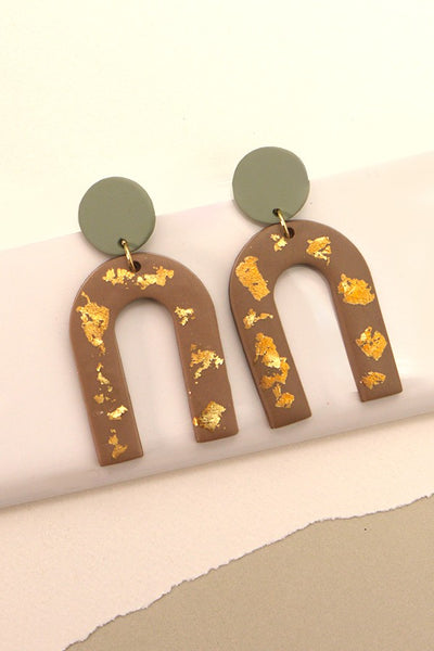 GOLD FOIL U SHAPE DROP EARRINGS | 40E217