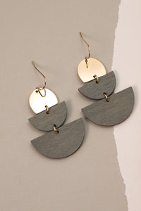 HALF MOON METAL AND WOOD DROP EARRINGS | 31E21887