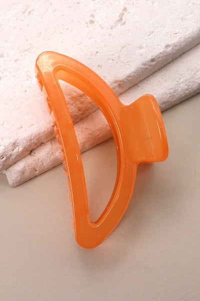 JUMBO HALF MOON TRANSLUCENT HAIR CLAW CLIP | 40H0279