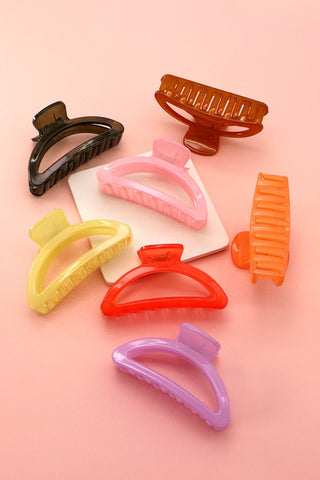 JUMBO HALF MOON TRANSLUCENT HAIR CLAW CLIP | 40H0279