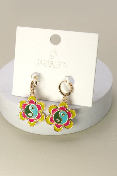 YINGYANG FLOWER HUGGIE HOOP EARRINGS | 60E2117918