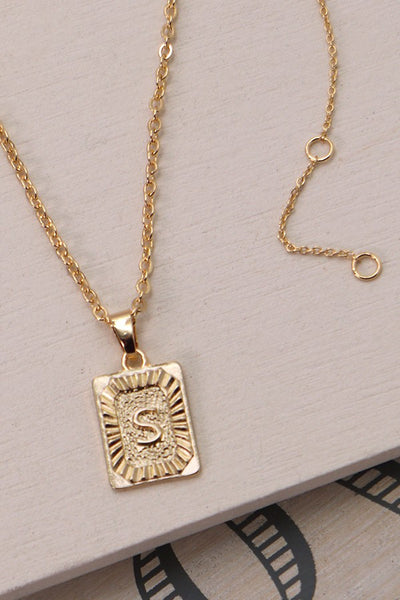 PETITE DELICATE INITIAL PENDANT NECKLACE | 31N21329