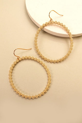 DANITY FLOWER CIRCLE HOOP EARRINGS | 31E22266