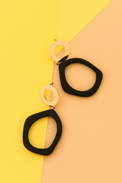 OFF SHAPE CIRCLE CLAY DROP EARRINGS | 31E22236