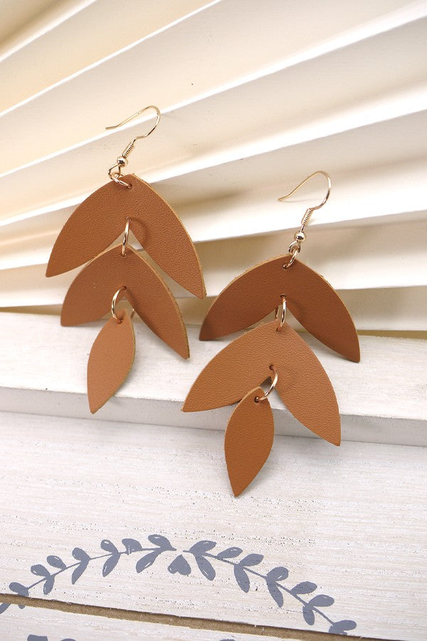 HANDMADE GENUINE LEATHER LEAF EARRINGS | 40E261