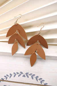 HANDMADE GENUINE LEATHER LEAF EARRINGS | 40E261