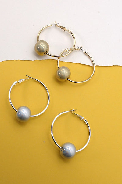 METALLIC IRIDESCENT OVERSIZED BEAD HOOP EARRINGS | 71E2211120