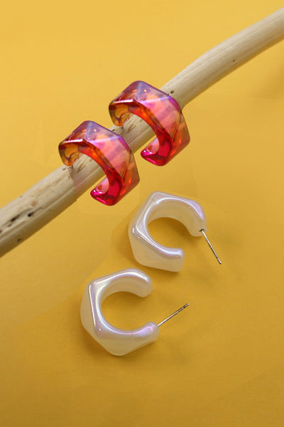 IRIDESCENT GEOMETRIC HOOP EARRINGS | 10E2120538