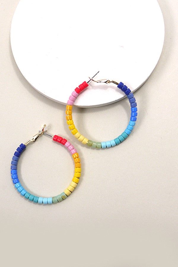 ACRYLIC BEAD HOOP EARRINGS | 10E3011742